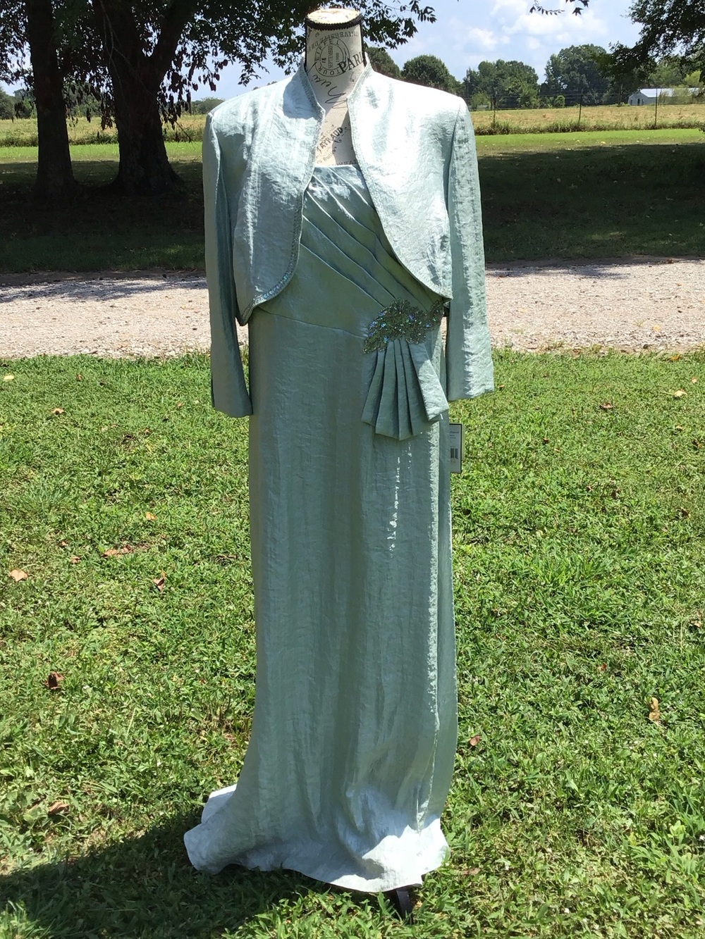 Jessica Howard Light Mint Green Embellished Gown with Cropped Jacket